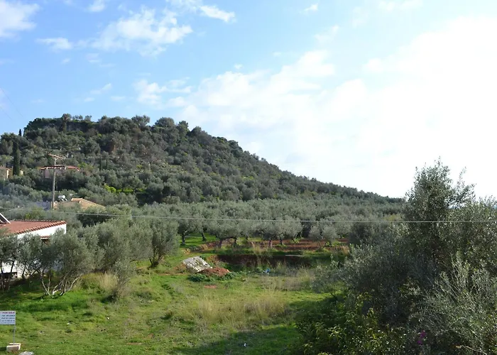 Loupino Family House